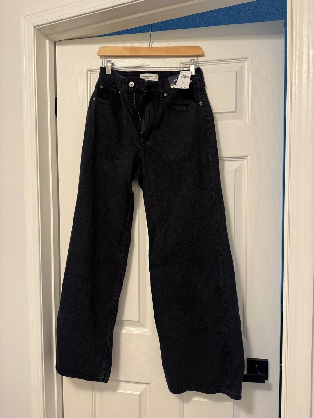 Abercrombie & Fitch High Rise Wide Leg Curve Love Jeans